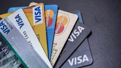 Qué dijeron los bancos sobre los consumos repetidos con tarjetas de crédito