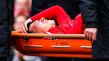 Otra grave lesión de Lisandro Martínez en el Manchester United