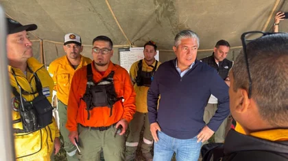 Los brigadistas "no quieren salir a descansar" dijo Figueroa desde los incendios