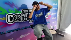 Valentino Merlo llegó antes a la Fiesta de la Confluencia para recorrer Neuquén