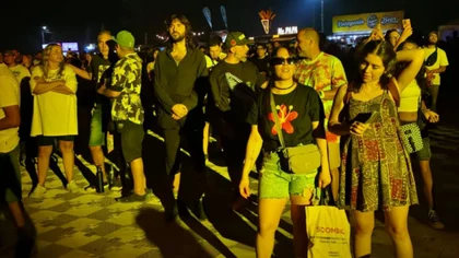 Indios se bajó del escenario y se metió entre el público