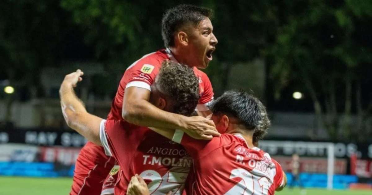 Argentinos igualó ante Huracán en La Paternal y subió a la punta