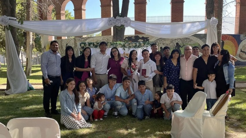 Fueron 40 las parejas que aprovecharon San Valentín y se casaron en Río Negro