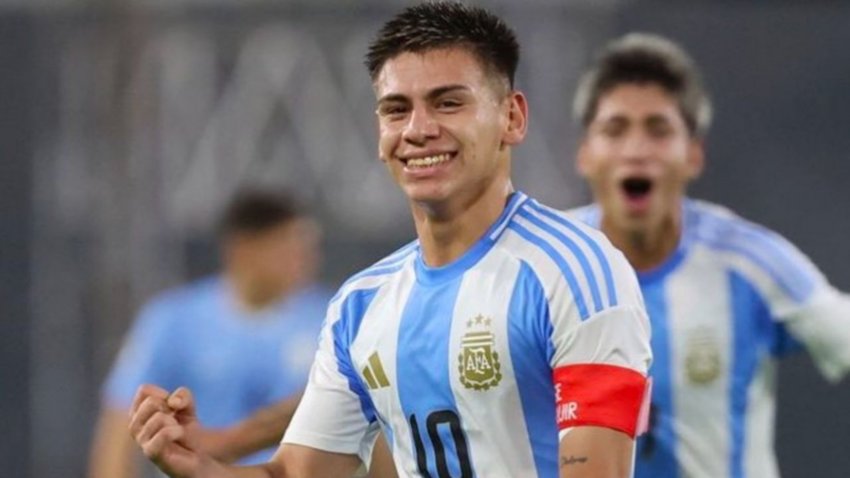 La decisión de Guardiola con Echeverri tras su gran Sudamericano Sub-20