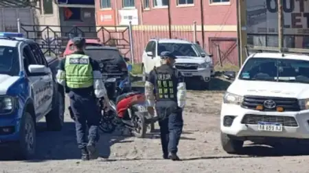 Secuestraron alimentos en mal estado en un vehículo sin habilitación en San Martín