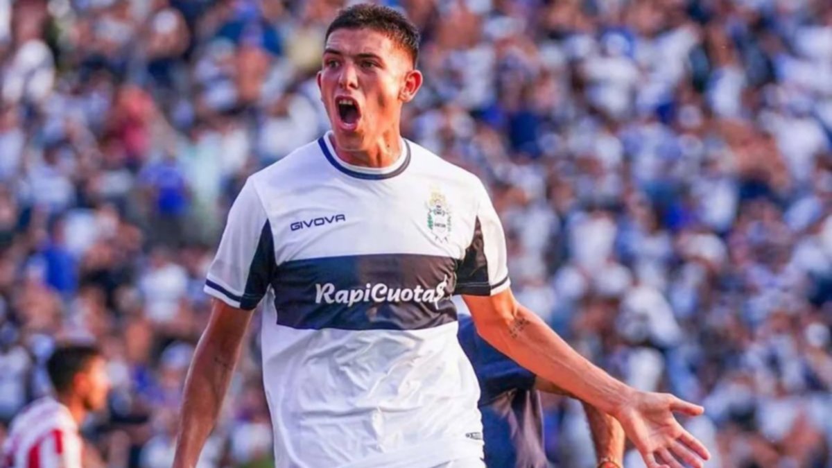 Un futbolista de Gimnasia fue detenido por mantener cautiva a su pareja