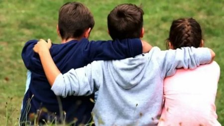 ¿Por qué se celebra el 4 de febrero el Día del Hermano?