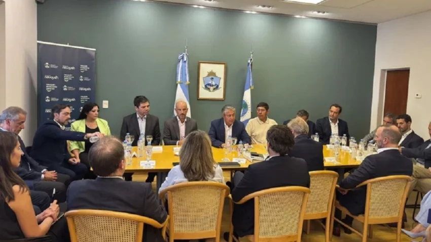 Neuquén invertirá en más becas, nuevas escuelas y generación de trabajo