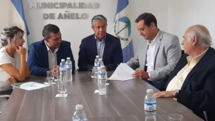 Firmaron convenio y Añelo se sumó al plan provincial Emplea Neuquén