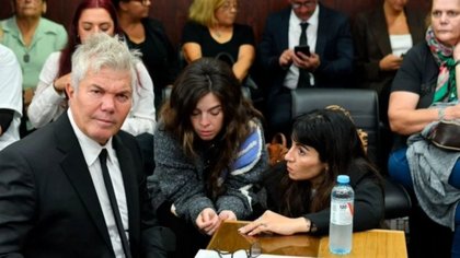 Con fuertes cruces y acusaciones, arrancó el juicio por la muerte de Maradona