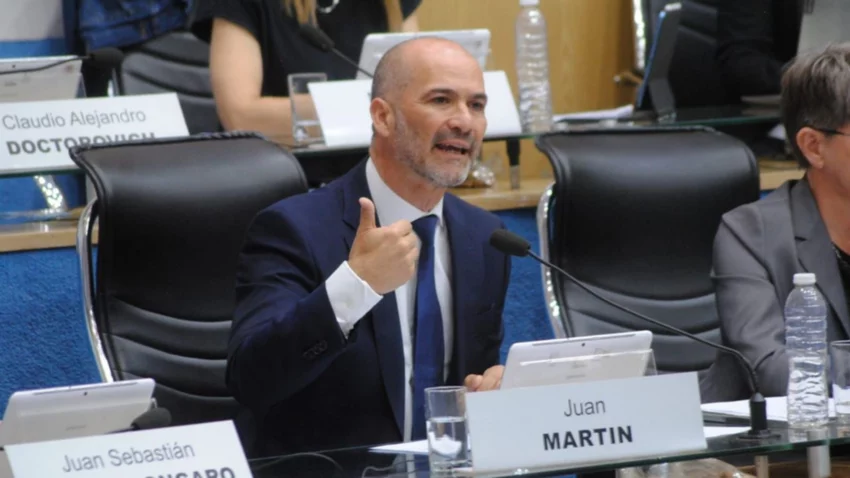 Presentaron un proyecto de ley para eliminar los fueros: "tenerlos es del siglo pasado"