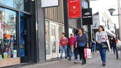 Nuevo local ofrece más de 100 puestos de trabajo en Neuquén