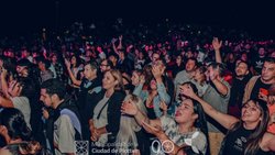 Expo Plottier 2025: una multitud disfrutó de DJ Pipo y Patricia Sosa en la tercera noche