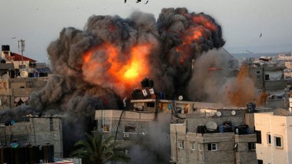 Israel reanudó la guerra con ataques aéreos contra Hamás: al menos 230 muertos