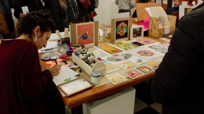 "Dibujo a la Carta", una propuesta única que refleja a los ilustradores locales
