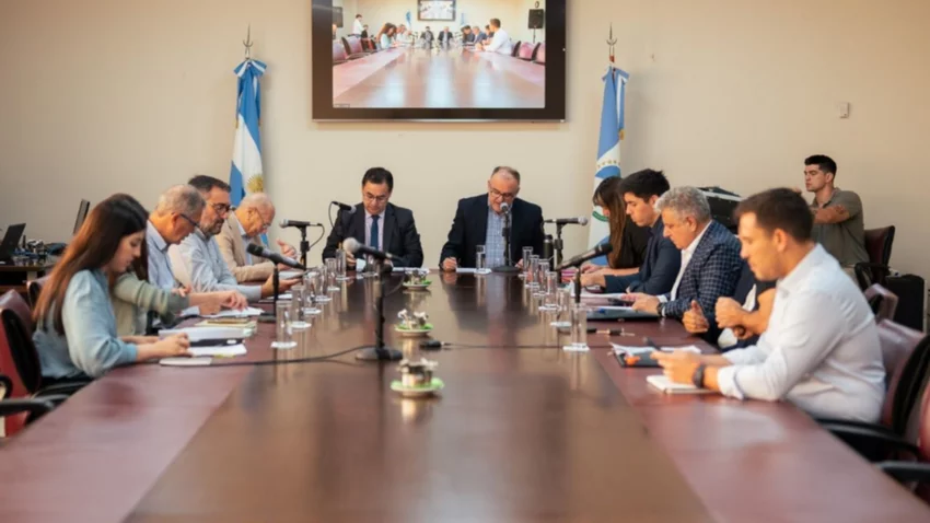 Ficha limpia: diputados piden flexibilizar posiciones para avanzar en el proyecto de ley