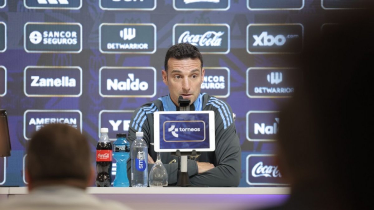 Lionel Scaloni en conferencia: las ausencias, el once "un 90% definido" y su charla con Messi