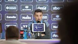 Lionel Scaloni en conferencia: las ausencias, el once "un 90% definido" y su charla con Messi