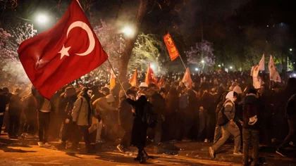 Turquía: más de 300 detenidos tras masivas protestas