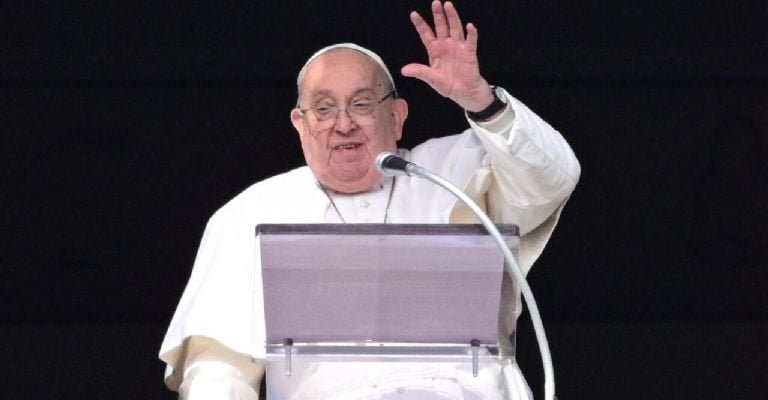 Después de 40 días, el Papa deja mañana el hospital- Después de 40 días, el Papa deja mañana el hospital