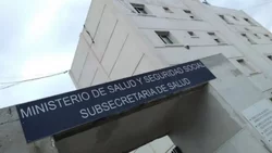 Hay 128 vacantes en Salud Pública de Neuquén: qué buscan cubrir en los hospitales