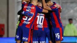 San Lorenzo sufrió, pero con Devecchi como héroe pasó por penales contra Sportivo Las Parejas