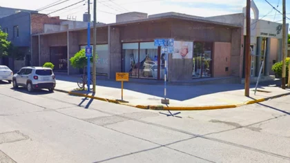 Escapaban con la ropa que habían robado y fueron atrapados