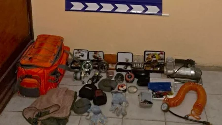 Los agarraron por romper vidrios de autos y robar en El Bolsón: Los antecedentes