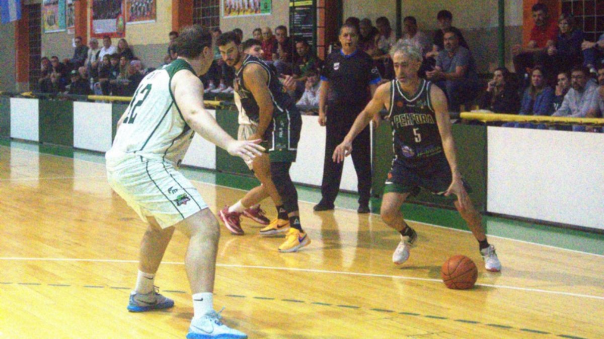 Perfora le sacó el invicto a Biguá y alcanzó la cima de la Liga Federal