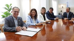 Una por una, las obras que acordó Rolando Figueroa con los intendentes de Neuquén