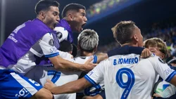 Los pibes le dieron el triunfo a Vélez sobre Peñarol por Copa Libertadores