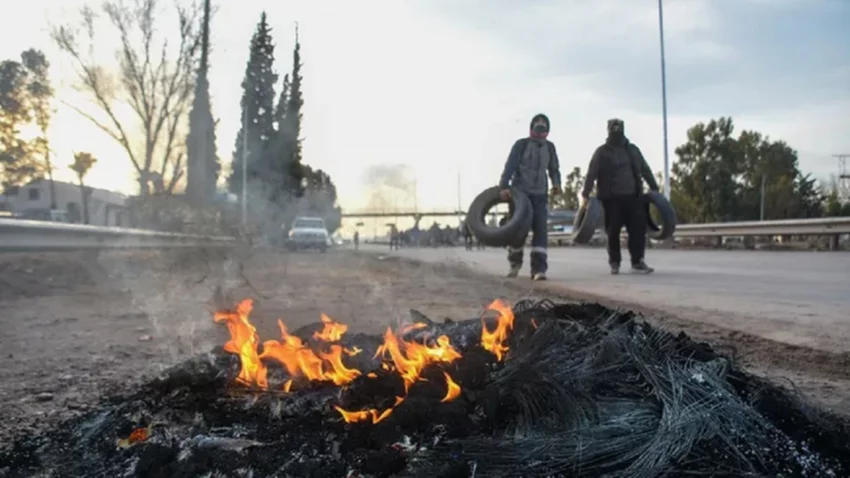 Los ceramistas levantaron el corte en la Ruta 7 tras la intimación judicial