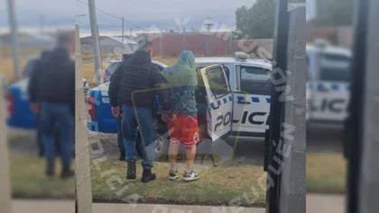 Denunciado por acosar a una mujer: le encontraron droga y armas de guerra