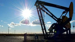 Pese a la caída del precio del petróleo, Neuquén mantiene sus obras activas gracias al superávit
