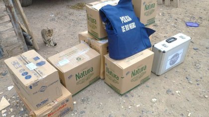Allanaron varias casas en Roca y detuvieron a una mujer con pedido de captura