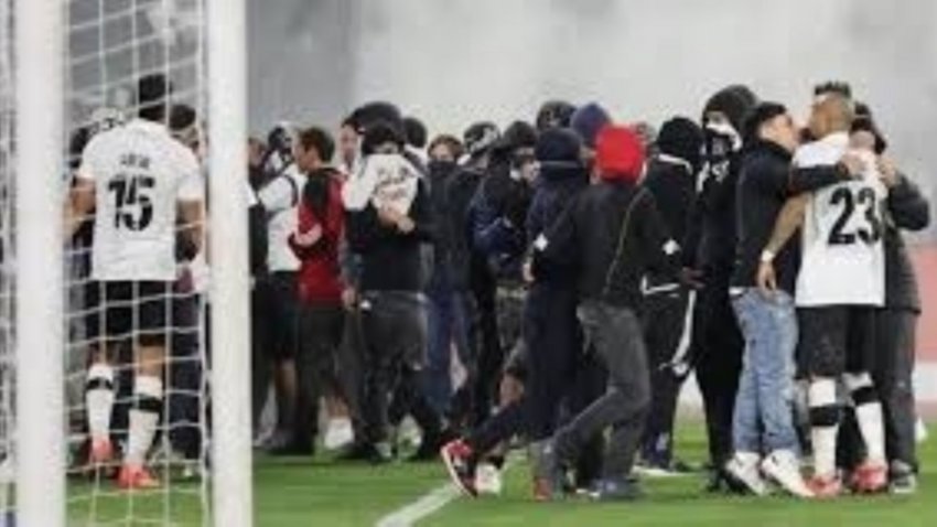 Tragedia en Chile: dos hinchas murieron por incidentes en la previa entre Colo Colo y Fortaleza