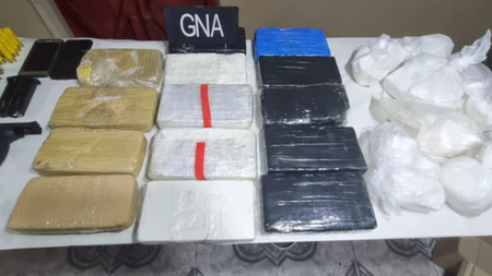 Narcos llevaban cocaína desde Buenos Aires a Roca y los agarraron con 25 kilos