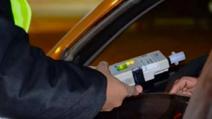 Circulaba borracho por la Ruta 65 y casi choca el móvil policial