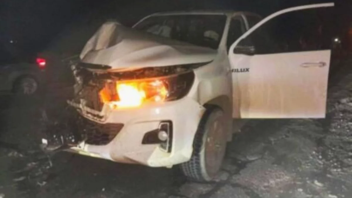 Ruta 151: un conductor se llevó puesta una camioneta que circulaba sin luces