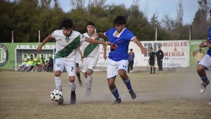 Fernández Oro ganó en Cinco Saltos, es líder y único invicto del Torneo Apertura