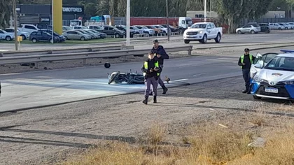 Choque en la Ruta 7: el motociclista está intubado en terapia intensiva