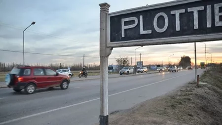 Acusado por cruzar la Ruta 22 en rojo, doblar en U y lesionar a dos personas