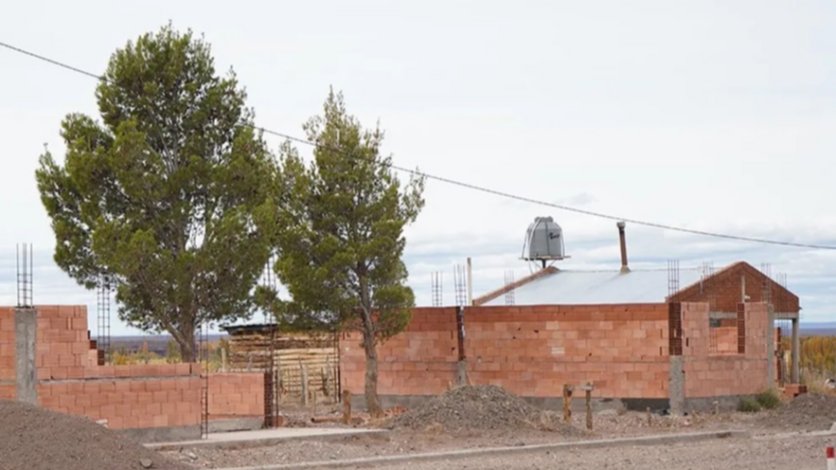 Con fondos recuperados, Neuquén lanza un plan para viviendas y créditos