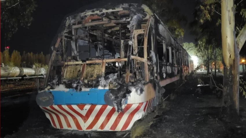 Incendio del tren: “El predio no tiene cámaras y es de fácil acceso”
