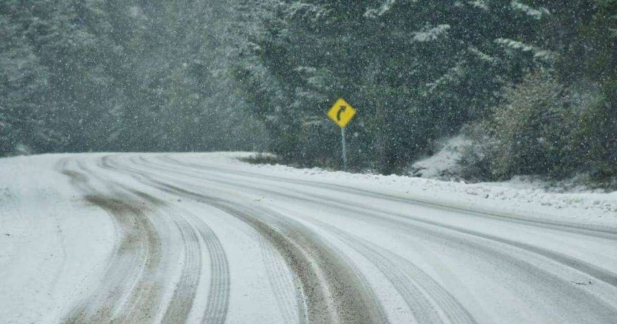 Alerta amarilla por nevadas en la zona cordillerana de Neuquén y Río Negro