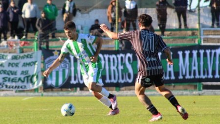 El Albinegro se impuso lejos de casa y es escolta del Deportivo Otamendi