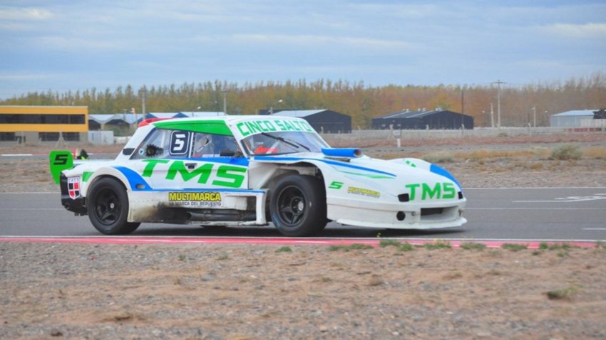 Arrancó el Turismo Pista y el TC Neuquino: pocos autos y muchas dudas