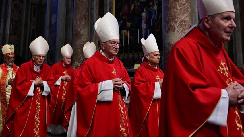 Antes del cónclave, los cardenales instaron a "la paz justa y duradera"