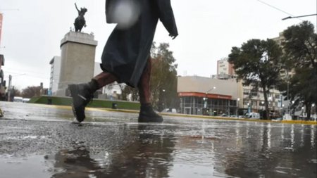 Pronóstico: Neuquén con alerta por nevadas en Cordillera y lluvia en capital