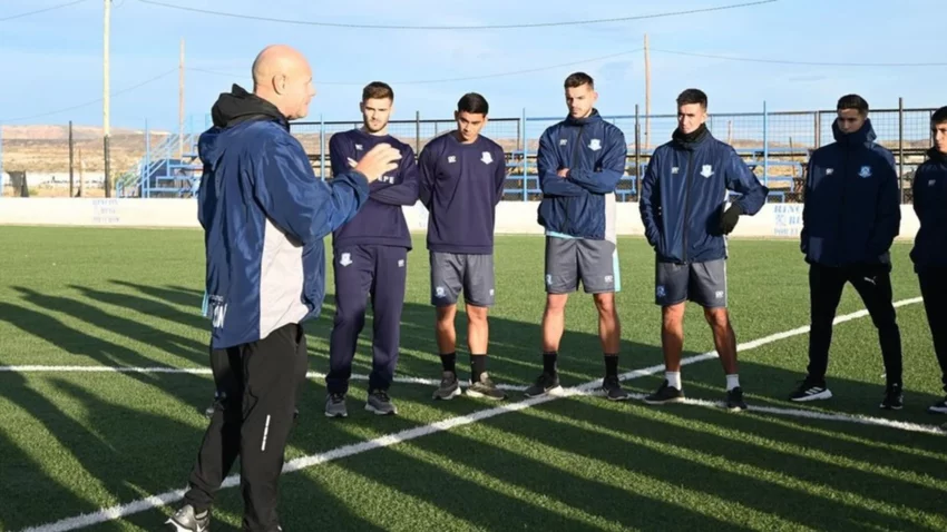 Duilio Botella puso primera al frente del Deportivo Rincón  